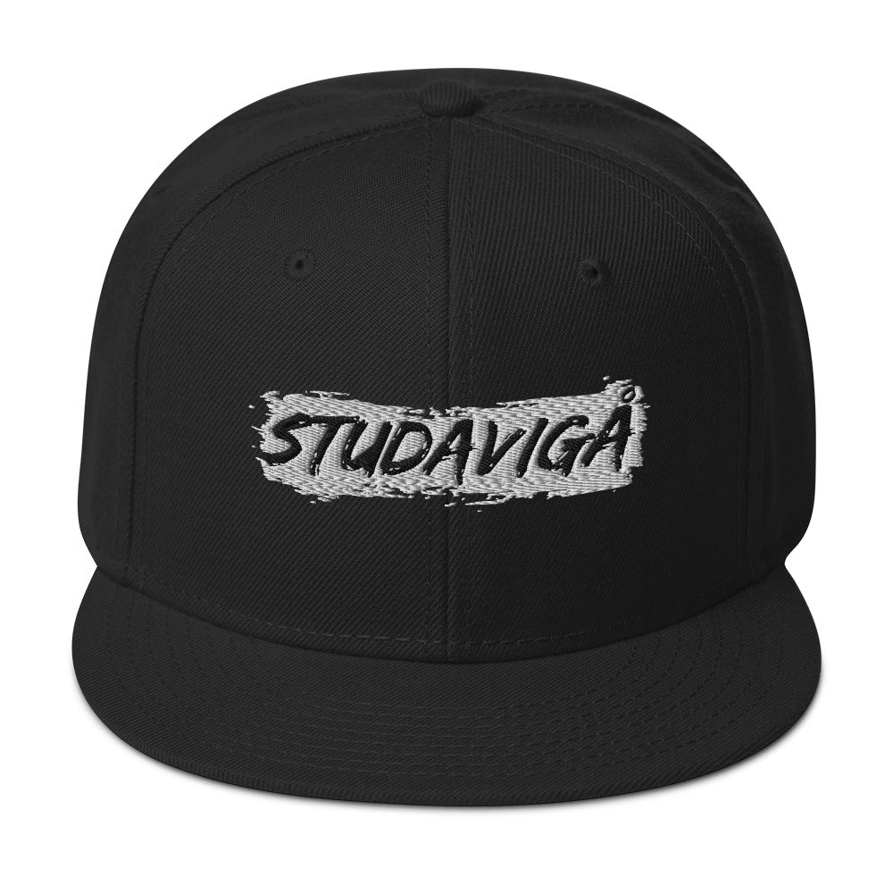Studavigå Black Snapback Hat